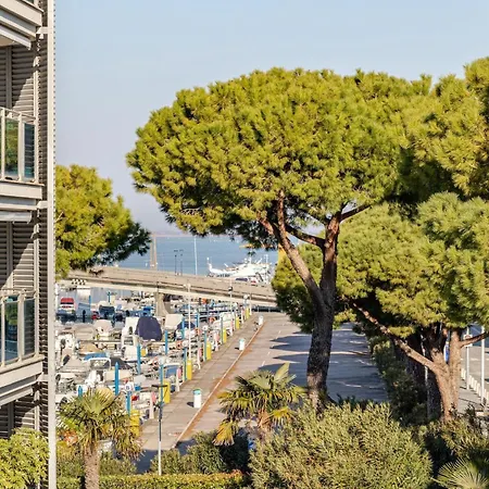 A 100 Metri Dal Mare Apartman Lignano Sabbiadoro